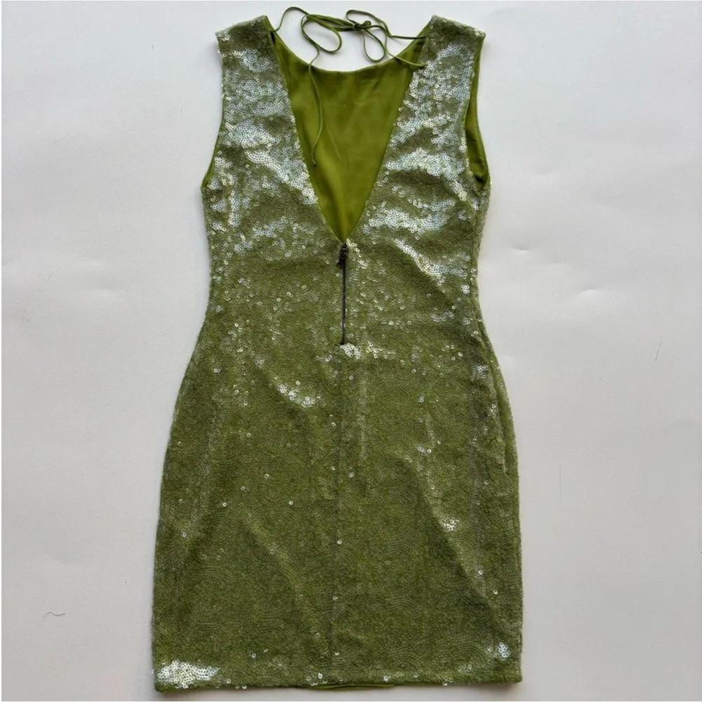 Alice + Olivia Green Sequin Mini Dress - Picture 3 of 10